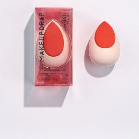 MakeupDrop Red Velvet Hybrid Sponge - Picture 3 of 7